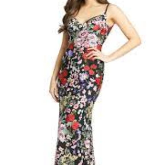 Mac Duggal Floral Embroidery Lace Column Gown - Picture 3 of 4
